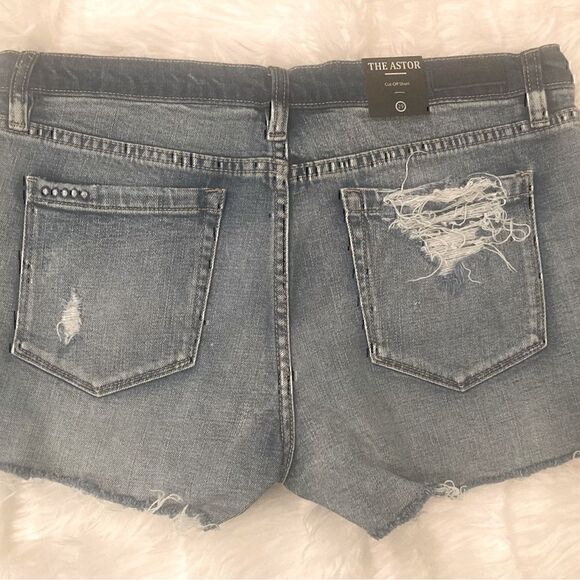 NWT Blank NYC ‘The Astor’ Denim Short Size 29 - Picture 3 of 14